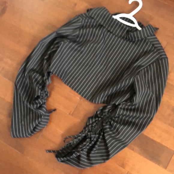 Amazing dark blue pinstripe cropped jacket - Picture 5 of 5